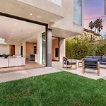 Luxurious 4Br Home With Pool, Jacuzzi And Free Parking