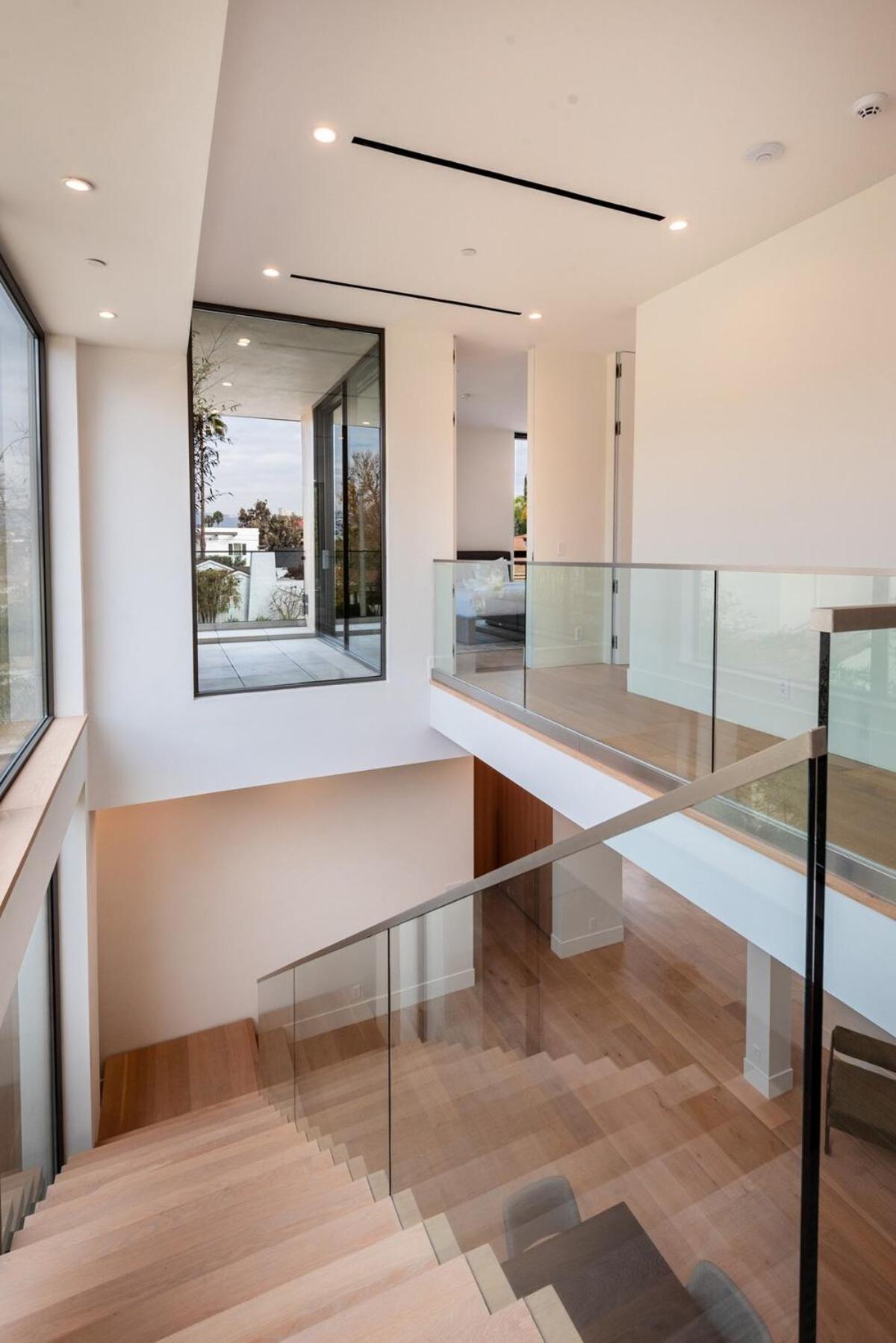 Luxurious 4br With Pool, Jacuzzi And Free Parking Los Angeles