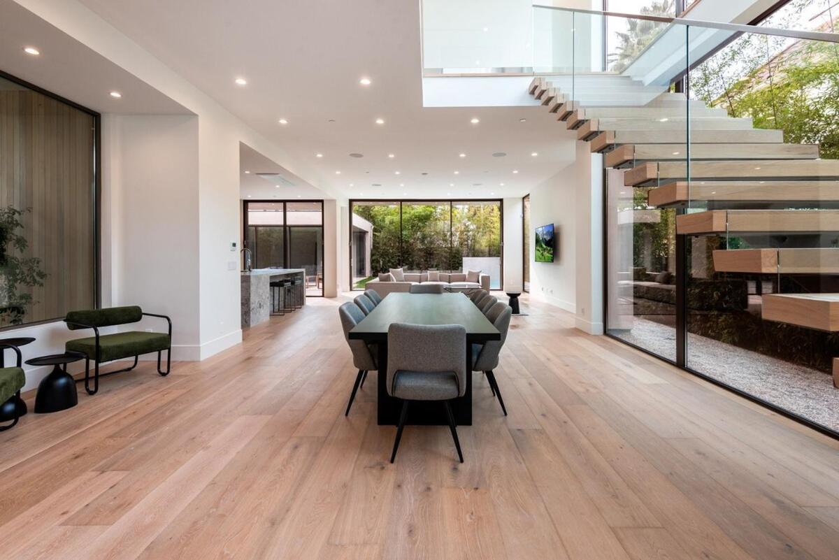 Luxurious 4br With Pool, Jacuzzi And Free Parking Los Angeles